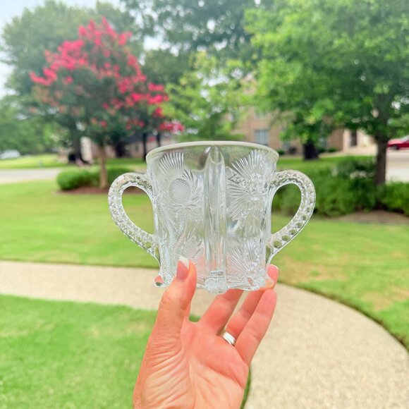 Antique Higbee - Paneled Thistle - Open Sugar Bowl / Spooner with Handles - EAPG - Picture 4 of 12